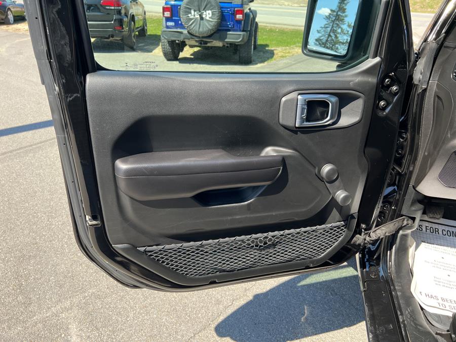 Used Jeep Wrangler Sport 4x4 2019 | Pray's Auto Sales . Bangor , Maine Used Jeep Wrangler Sport 4x4 2019 | Pray's Auto Sales . Bangor , Maine