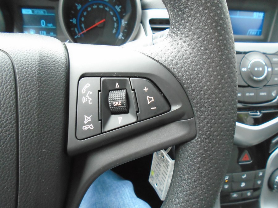 2014 Chevrolet Cruze 4dr Sdn Auto LS, available for sale in Waterbury, Connecticut | Jim Juliani Motors. Waterbury, Connecticut 2014 Chevrolet Cruze 4dr Sdn Auto LS, available for sale in Waterbury, Connecticut | Jim Juliani Motors. Waterbury, Connecticut