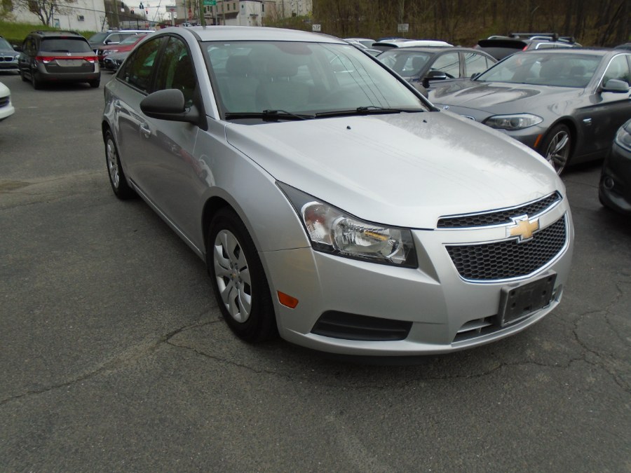 Used 2014 Chevrolet Cruze in Waterbury, Connecticut | Jim Juliani Motors. Waterbury, Connecticut