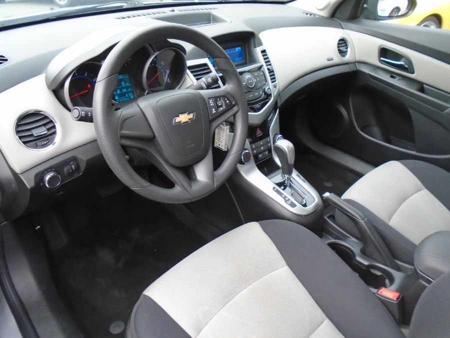2014 Chevrolet Cruze 4dr Sdn Auto LS, available for sale in Waterbury, Connecticut | Jim Juliani Motors. Waterbury, Connecticut 2014 Chevrolet Cruze 4dr Sdn Auto LS, available for sale in Waterbury, Connecticut | Jim Juliani Motors. Waterbury, Connecticut