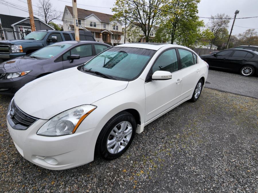 Used Nissan Altima 4dr Sdn I4 CVT 2.5 SL 2011 | SGM Auto Sales. West Babylon, New York Used Nissan Altima 4dr Sdn I4 CVT 2.5 SL 2011 | SGM Auto Sales. West Babylon, New York