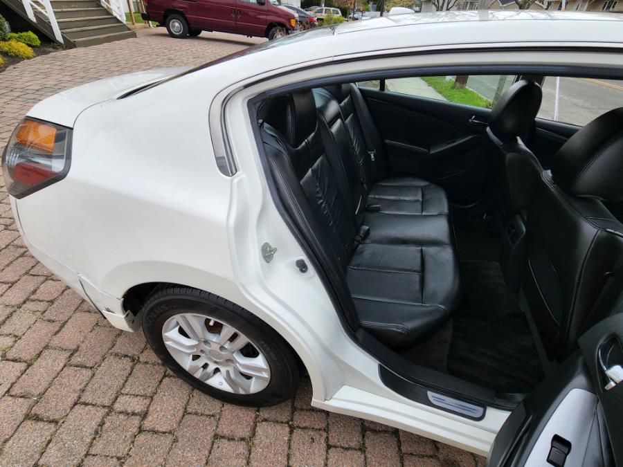 Used Nissan Altima 4dr Sdn I4 CVT 2.5 SL 2011 | SGM Auto Sales. West Babylon, New York Used Nissan Altima 4dr Sdn I4 CVT 2.5 SL 2011 | SGM Auto Sales. West Babylon, New York