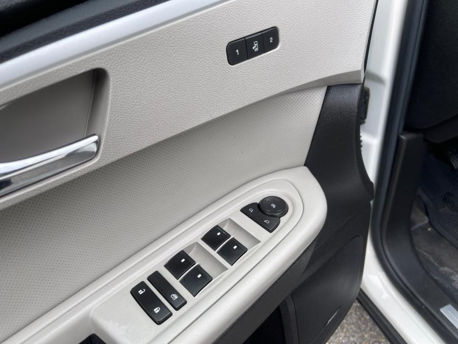 2011 Chevrolet Traverse AWD 4dr LTZ, available for sale in Merrimack, New Hampshire | Merrimack Autosport. Merrimack, New Hampshire 2011 Chevrolet Traverse AWD 4dr LTZ, available for sale in Merrimack, New Hampshire | Merrimack Autosport. Merrimack, New Hampshire