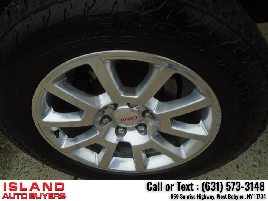 2015 GMC Sierra 1500 Denali 4x4 4dr Crew Cab 5.8 ft. SB, available for sale in West Babylon, New York | Island Auto Buyers. West Babylon, New York 2015 GMC Sierra 1500 Denali 4x4 4dr Crew Cab 5.8 ft. SB, available for sale in West Babylon, New York | Island Auto Buyers. West Babylon, New York
