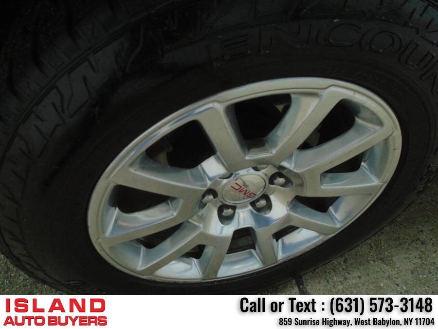 2015 GMC Sierra 1500 Denali 4x4 4dr Crew Cab 5.8 ft. SB, available for sale in West Babylon, New York | Island Auto Buyers. West Babylon, New York 2015 GMC Sierra 1500 Denali 4x4 4dr Crew Cab 5.8 ft. SB, available for sale in West Babylon, New York | Island Auto Buyers. West Babylon, New York
