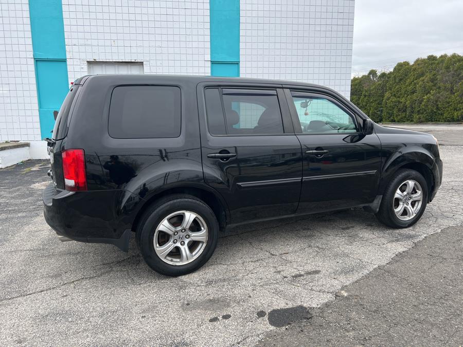 2012 Honda Pilot 4WD 4dr EX-L w/Navi, available for sale in Milford, Connecticut | Dealertown Auto Wholesalers. Milford, Connecticut 2012 Honda Pilot 4WD 4dr EX-L w/Navi, available for sale in Milford, Connecticut | Dealertown Auto Wholesalers. Milford, Connecticut