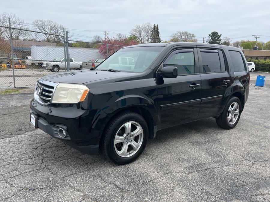2012 Honda Pilot 4WD 4dr EX-L w/Navi, available for sale in Milford, Connecticut | Dealertown Auto Wholesalers. Milford, Connecticut 2012 Honda Pilot 4WD 4dr EX-L w/Navi, available for sale in Milford, Connecticut | Dealertown Auto Wholesalers. Milford, Connecticut