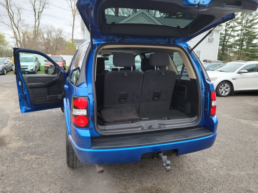 2010 Ford Explorer 4WD 4dr XLT 3rd Raw, available for sale in East Windsor, Connecticut | Toro Auto. East Windsor, Connecticut 2010 Ford Explorer 4WD 4dr XLT 3rd Raw, available for sale in East Windsor, Connecticut | Toro Auto. East Windsor, Connecticut