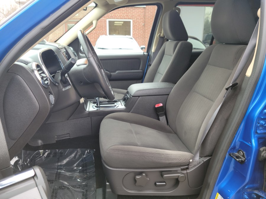 2010 Ford Explorer 4WD 4dr XLT 3rd Raw, available for sale in East Windsor, Connecticut | Toro Auto. East Windsor, Connecticut 2010 Ford Explorer 4WD 4dr XLT 3rd Raw, available for sale in East Windsor, Connecticut | Toro Auto. East Windsor, Connecticut