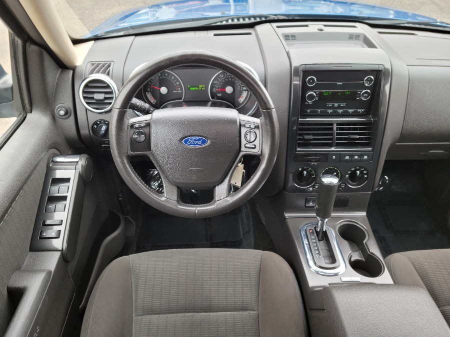 2010 Ford Explorer 4WD 4dr XLT 3rd Raw, available for sale in East Windsor, Connecticut | Toro Auto. East Windsor, Connecticut 2010 Ford Explorer 4WD 4dr XLT 3rd Raw, available for sale in East Windsor, Connecticut | Toro Auto. East Windsor, Connecticut