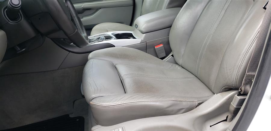 Used Cadillac SRX AWD 4dr Performance Collection 2010 | Victoria Preowned Autos Inc. Little Ferry, New Jersey Used Cadillac SRX AWD 4dr Performance Collection 2010 | Victoria Preowned Autos Inc. Little Ferry, New Jersey