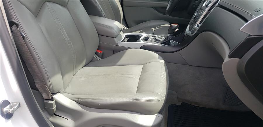 Used Cadillac SRX AWD 4dr Performance Collection 2010 | Victoria Preowned Autos Inc. Little Ferry, New Jersey Used Cadillac SRX AWD 4dr Performance Collection 2010 | Victoria Preowned Autos Inc. Little Ferry, New Jersey