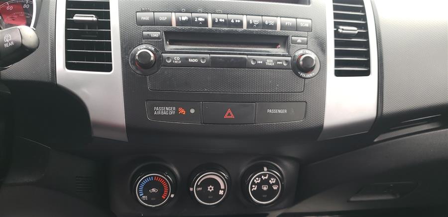 2010 Mitsubishi Outlander 4WD 4dr SE, available for sale in Little Ferry, New Jersey | Victoria Preowned Autos Inc. Little Ferry, New Jersey 2010 Mitsubishi Outlander 4WD 4dr SE, available for sale in Little Ferry, New Jersey | Victoria Preowned Autos Inc. Little Ferry, New Jersey