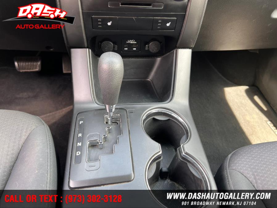 2013 Kia Sorento 2WD 4dr I4-GDI LX, available for sale in Newark, New Jersey | Dash Auto Gallery Inc.. Newark, New Jersey 2013 Kia Sorento 2WD 4dr I4-GDI LX, available for sale in Newark, New Jersey | Dash Auto Gallery Inc.. Newark, New Jersey