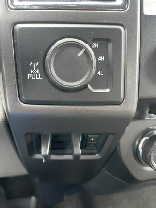 Used Ford Super Duty F-350 SRW XLT 4WD SuperCab 6.75'' Box 2017 | Mike And Tony Auto Sales, Inc. South Windsor, Connecticut Used Ford Super Duty F-350 SRW XLT 4WD SuperCab 6.75'' Box 2017 | Mike And Tony Auto Sales, Inc. South Windsor, Connecticut