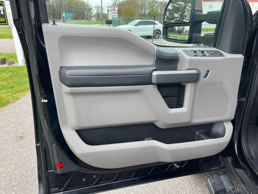 Used Ford Super Duty F-350 SRW XLT 4WD SuperCab 6.75'' Box 2017 | Mike And Tony Auto Sales, Inc. South Windsor, Connecticut Used Ford Super Duty F-350 SRW XLT 4WD SuperCab 6.75'' Box 2017 | Mike And Tony Auto Sales, Inc. South Windsor, Connecticut