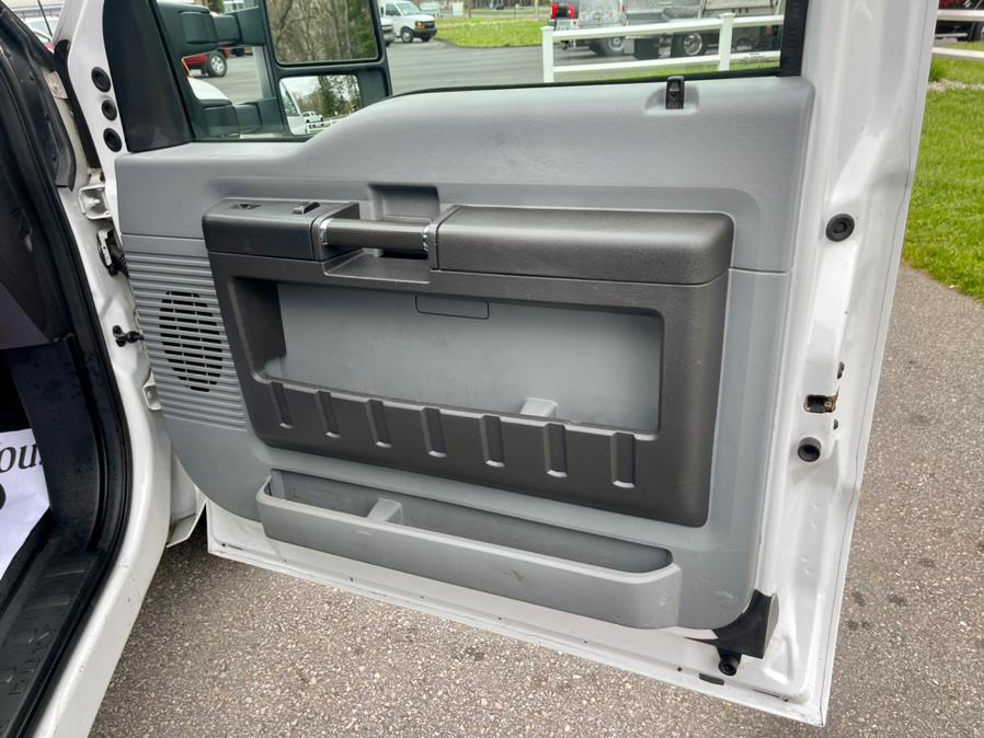 2012 Ford Super Duty F-350 DRW 2WD SuperCab 162" WB 60" CA XLT, available for sale in South Windsor, Connecticut | Mike And Tony Auto Sales, Inc. South Windsor, Connecticut 2012 Ford Super Duty F-350 DRW 2WD SuperCab 162" WB 60" CA XLT, available for sale in South Windsor, Connecticut | Mike And Tony Auto Sales, Inc. South Windsor, Connecticut
