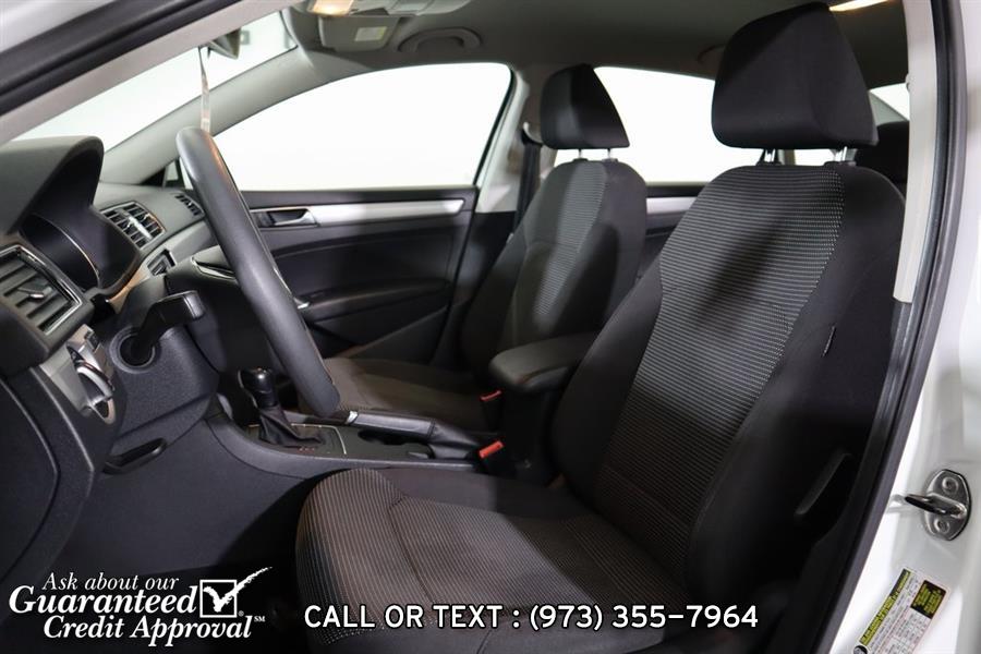 Used Volkswagen Passat 1.8T S 2016 | City Motor Group Inc.. Haskell, New Jersey Used Volkswagen Passat 1.8T S 2016 | City Motor Group Inc.. Haskell, New Jersey