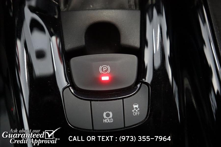 2019 Toyota C-hr XLE, available for sale in Haskell, New Jersey | City Motor Group Inc.. Haskell, New Jersey 2019 Toyota C-hr XLE, available for sale in Haskell, New Jersey | City Motor Group Inc.. Haskell, New Jersey