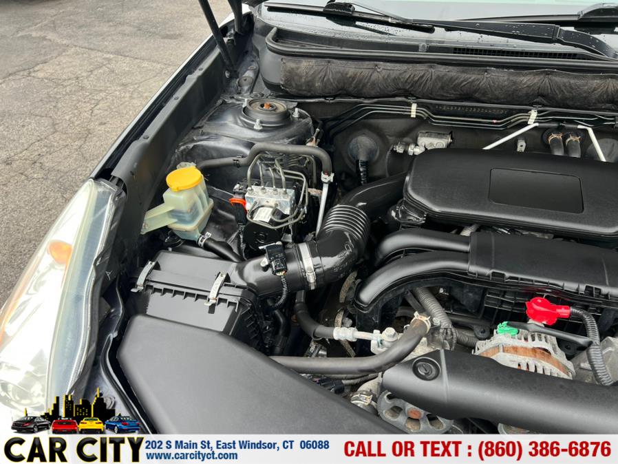 2011 Subaru Outback 4dr Wgn H4 Auto 2.5i Limited Pwr Moon, available for sale in East Windsor, Connecticut | Car City LLC. East Windsor, Connecticut 2011 Subaru Outback 4dr Wgn H4 Auto 2.5i Limited Pwr Moon, available for sale in East Windsor, Connecticut | Car City LLC. East Windsor, Connecticut