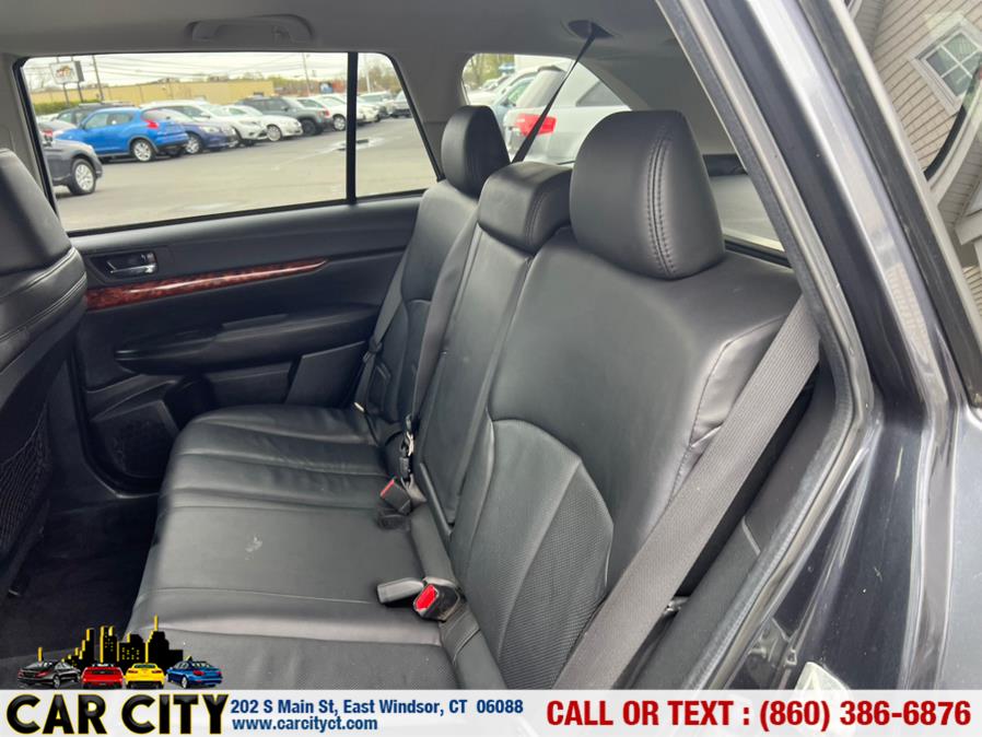 2011 Subaru Outback 4dr Wgn H4 Auto 2.5i Limited Pwr Moon, available for sale in East Windsor, Connecticut | Car City LLC. East Windsor, Connecticut 2011 Subaru Outback 4dr Wgn H4 Auto 2.5i Limited Pwr Moon, available for sale in East Windsor, Connecticut | Car City LLC. East Windsor, Connecticut