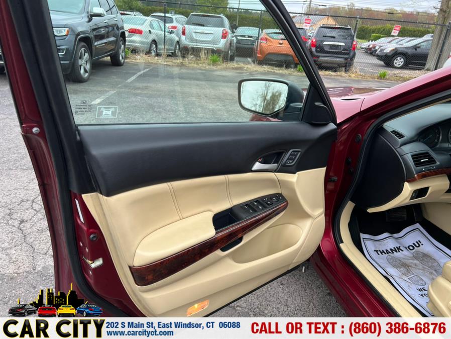Used Honda Accord Crosstour 4WD 5dr EX-L 2010 | Car City LLC. East Windsor, Connecticut Used Honda Accord Crosstour 4WD 5dr EX-L 2010 | Car City LLC. East Windsor, Connecticut