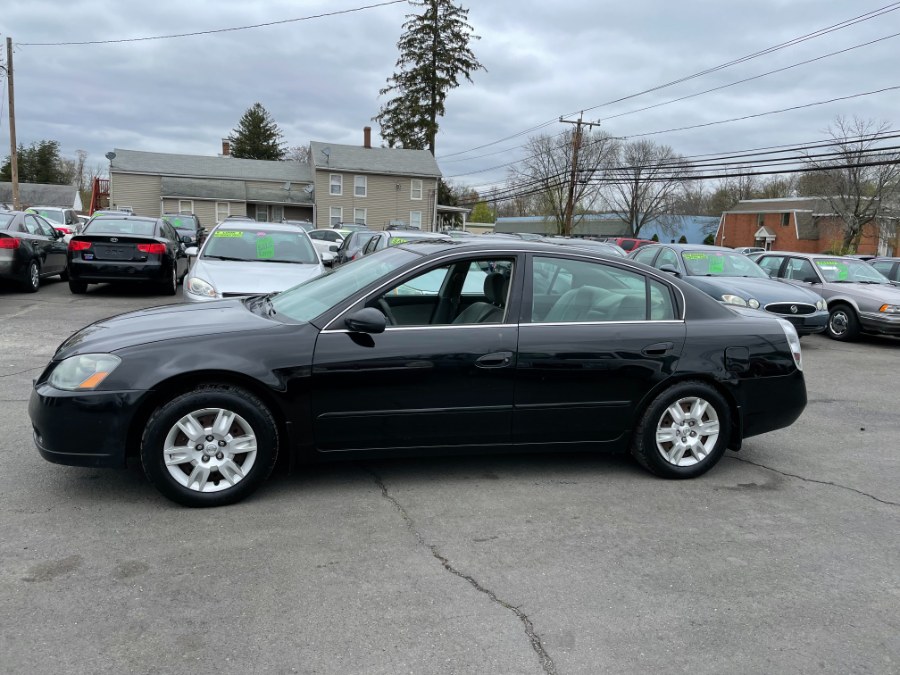 Used Nissan Altima 4dr Sdn I4 Auto 2.5 S 2005 | CT Car Co LLC. East Windsor, Connecticut