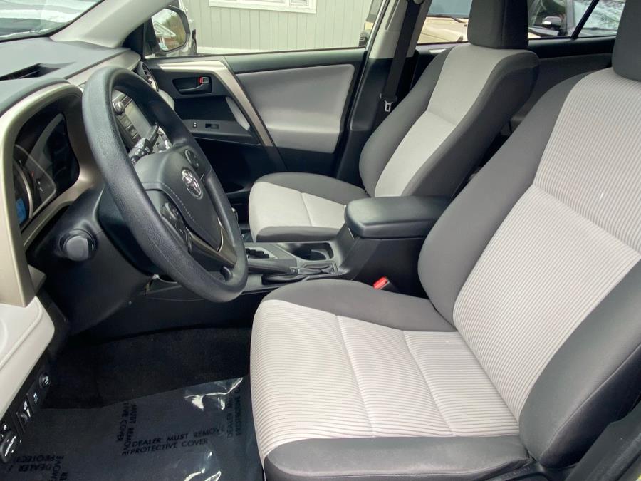 Used Toyota RAV4 AWD 4dr LE (Natl) 2014 | Lava Motors 2 Inc. Canton, Connecticut Used Toyota RAV4 AWD 4dr LE (Natl) 2014 | Lava Motors 2 Inc. Canton, Connecticut