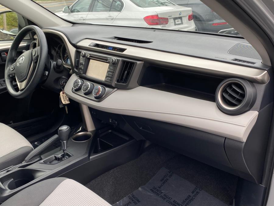 Used Toyota RAV4 AWD 4dr LE (Natl) 2014 | Lava Motors 2 Inc. Canton, Connecticut Used Toyota RAV4 AWD 4dr LE (Natl) 2014 | Lava Motors 2 Inc. Canton, Connecticut