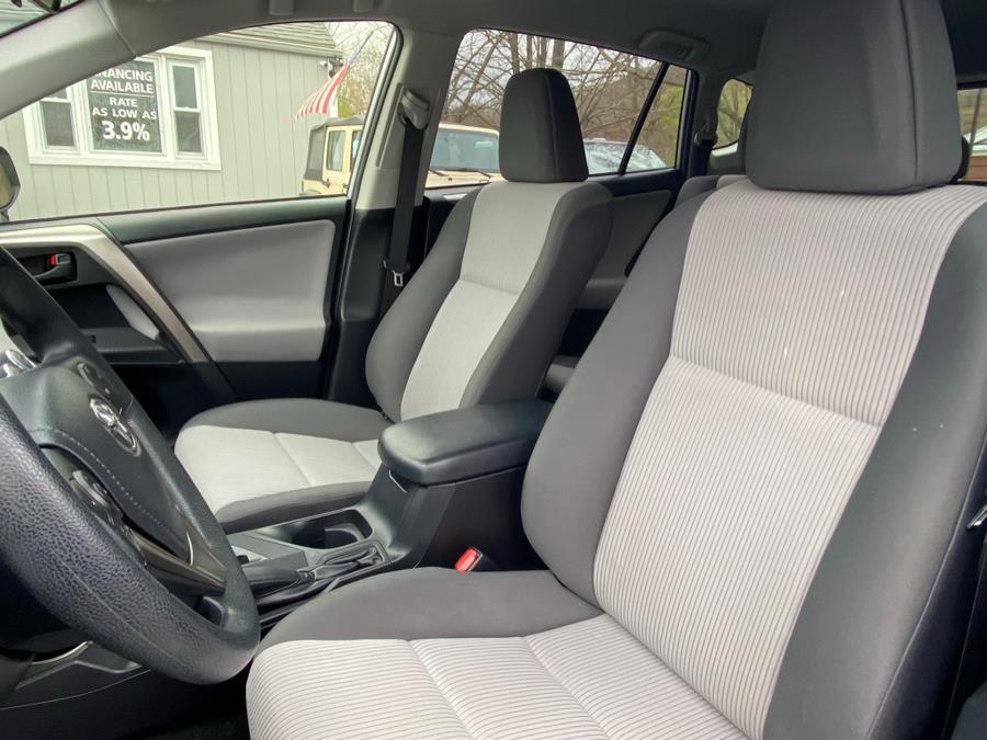 Used Toyota RAV4 AWD 4dr LE (Natl) 2014 | Lava Motors 2 Inc. Canton, Connecticut Used Toyota RAV4 AWD 4dr LE (Natl) 2014 | Lava Motors 2 Inc. Canton, Connecticut