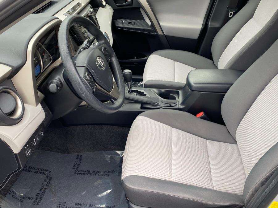 Used Toyota RAV4 AWD 4dr LE (Natl) 2014 | Lava Motors 2 Inc. Canton, Connecticut Used Toyota RAV4 AWD 4dr LE (Natl) 2014 | Lava Motors 2 Inc. Canton, Connecticut