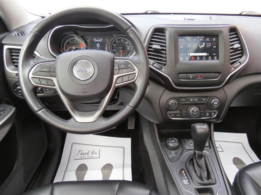 Used Jeep Cherokee Latitude Plus 4x4 4dr SUV 2019 | Lake City Exports Inc. Auburn, Maine Used Jeep Cherokee Latitude Plus 4x4 4dr SUV 2019 | Lake City Exports Inc. Auburn, Maine