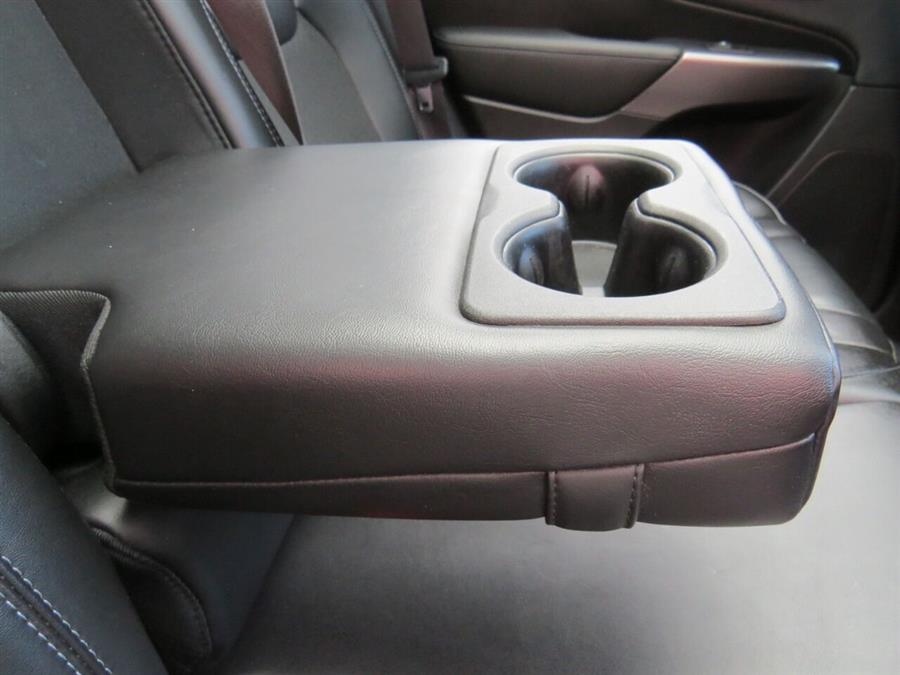 Used Jeep Cherokee Latitude Plus 4x4 4dr SUV 2019 | Lake City Exports Inc. Auburn, Maine Used Jeep Cherokee Latitude Plus 4x4 4dr SUV 2019 | Lake City Exports Inc. Auburn, Maine