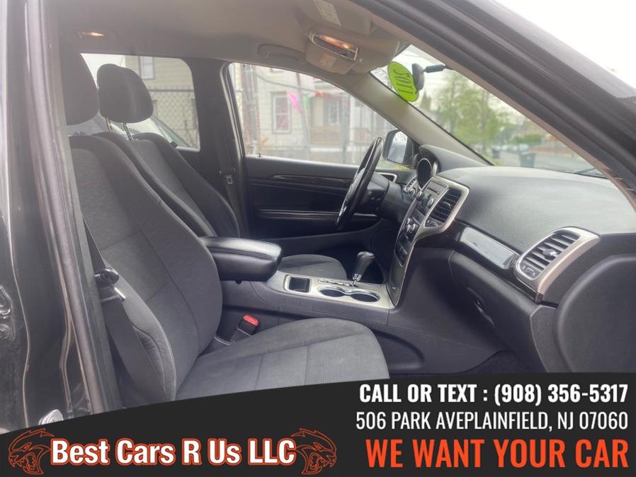 2011 Jeep Grand Cherokee 4WD 4dr Laredo, available for sale in Plainfield, New Jersey | Best Cars R Us LLC. Plainfield, New Jersey 2011 Jeep Grand Cherokee 4WD 4dr Laredo, available for sale in Plainfield, New Jersey | Best Cars R Us LLC. Plainfield, New Jersey
