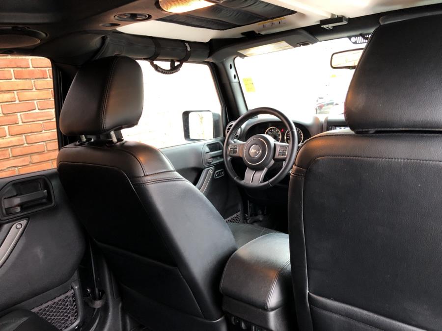 2013 Jeep Wrangler Unlimited 4WD 4dr Sahara MOAB, available for sale in Waterbury, Connecticut | National Auto Brokers, Inc.. Waterbury, Connecticut 2013 Jeep Wrangler Unlimited 4WD 4dr Sahara MOAB, available for sale in Waterbury, Connecticut | National Auto Brokers, Inc.. Waterbury, Connecticut
