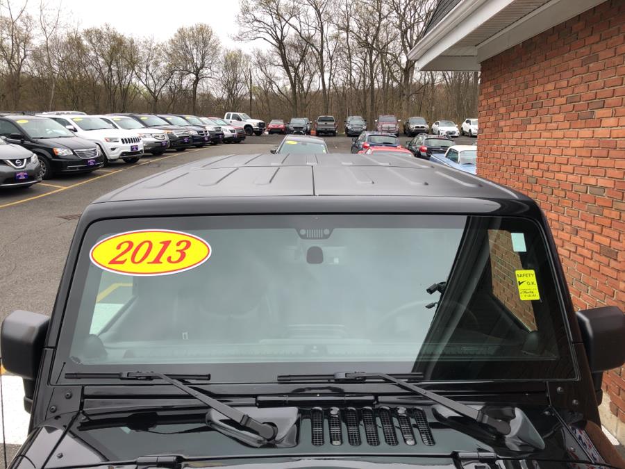 2013 Jeep Wrangler Unlimited 4WD 4dr Sahara MOAB, available for sale in Waterbury, Connecticut | National Auto Brokers, Inc.. Waterbury, Connecticut 2013 Jeep Wrangler Unlimited 4WD 4dr Sahara MOAB, available for sale in Waterbury, Connecticut | National Auto Brokers, Inc.. Waterbury, Connecticut