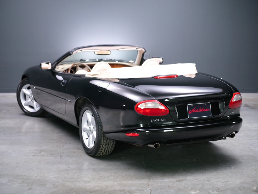 Used Jaguar XK8 2dr Convertible 1999 | Meccanic Shop North Inc. North Salem, New York Used Jaguar XK8 2dr Convertible 1999 | Meccanic Shop North Inc. North Salem, New York