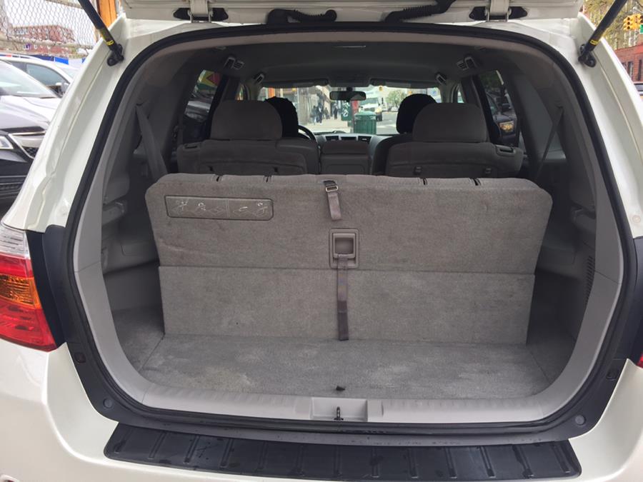 Used Toyota Highlander 4WD 4dr V6 Base (Natl) 2010 | Sylhet Motors Inc.. Jamaica, New York Used Toyota Highlander 4WD 4dr V6 Base (Natl) 2010 | Sylhet Motors Inc.. Jamaica, New York