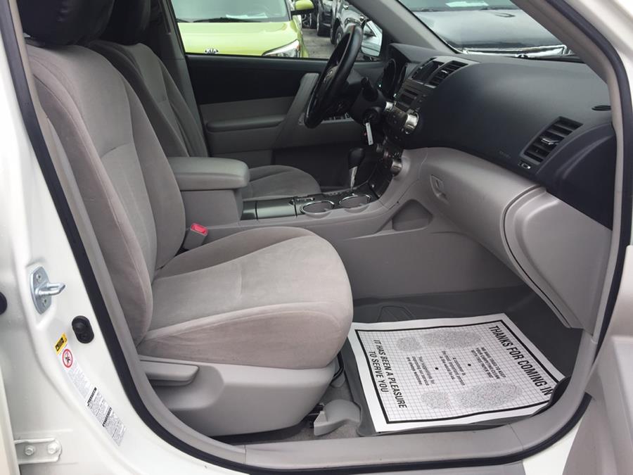 Used Toyota Highlander 4WD 4dr V6 Base (Natl) 2010 | Sylhet Motors Inc.. Jamaica, New York Used Toyota Highlander 4WD 4dr V6 Base (Natl) 2010 | Sylhet Motors Inc.. Jamaica, New York