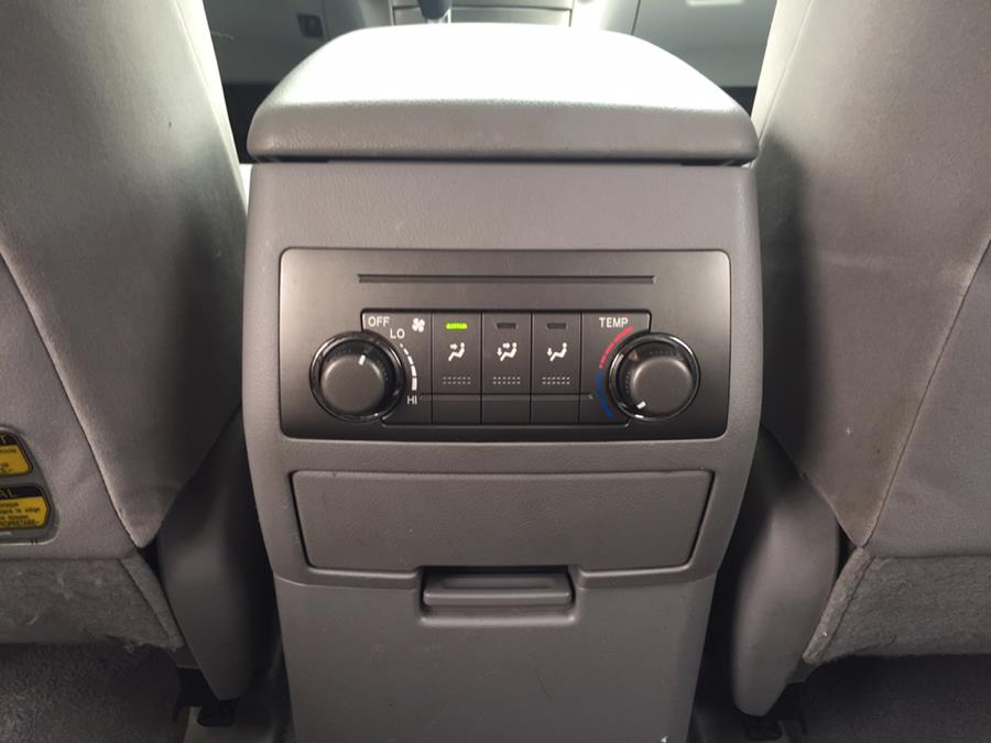 Used Toyota Highlander 4WD 4dr V6 Base (Natl) 2010 | Sylhet Motors Inc.. Jamaica, New York Used Toyota Highlander 4WD 4dr V6 Base (Natl) 2010 | Sylhet Motors Inc.. Jamaica, New York