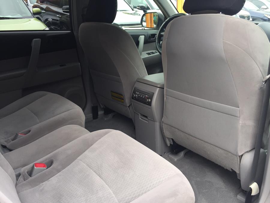 Used Toyota Highlander 4WD 4dr V6 Base (Natl) 2010 | Sylhet Motors Inc.. Jamaica, New York Used Toyota Highlander 4WD 4dr V6 Base (Natl) 2010 | Sylhet Motors Inc.. Jamaica, New York