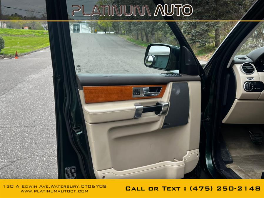 2011 Land Rover LR4 4WD 4dr V8 LUX, available for sale in Waterbury, Connecticut | Platinum Auto Care. Waterbury, Connecticut 2011 Land Rover LR4 4WD 4dr V8 LUX, available for sale in Waterbury, Connecticut | Platinum Auto Care. Waterbury, Connecticut