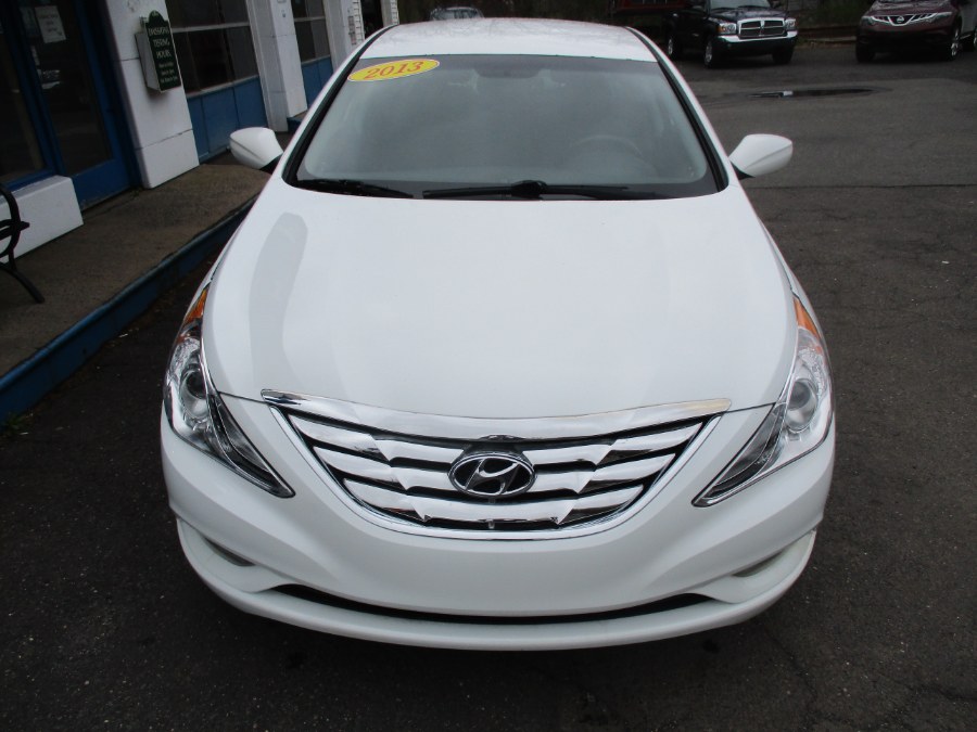 Used Hyundai Sonata SE 2013 | Cos Central Auto. Meriden, Connecticut Used Hyundai Sonata SE 2013 | Cos Central Auto. Meriden, Connecticut