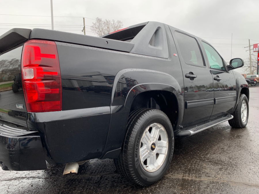 Used Chevrolet Avalanche 4WD Crew Cab LT 2011 | Marsh Auto Sales LLC. Ortonville, Michigan Used Chevrolet Avalanche 4WD Crew Cab LT 2011 | Marsh Auto Sales LLC. Ortonville, Michigan