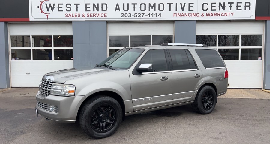 2008 Lincoln Navigator 4WD 4dr, available for sale in Waterbury, Connecticut | West End Automotive Center. Waterbury, Connecticut