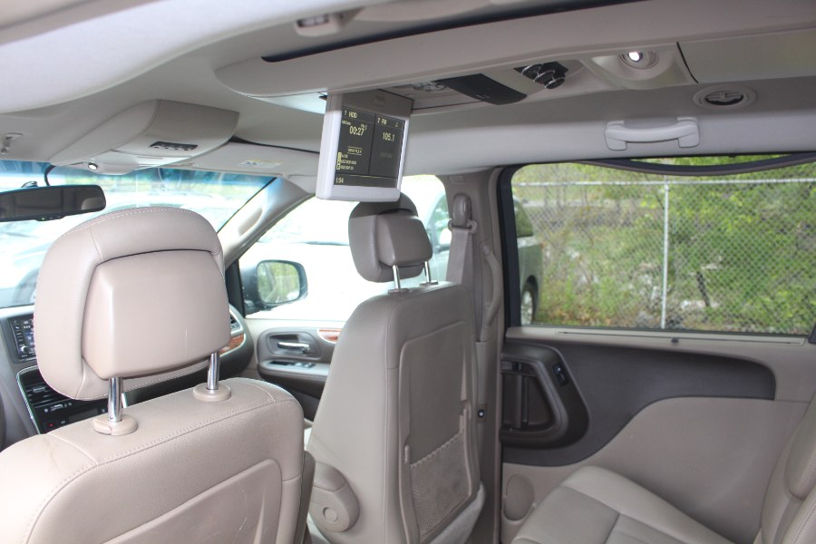 2015 Chrysler Town & Country 4dr Wgn Touring, available for sale in Paterson, New Jersey | Xcell Motors LLC. Paterson, New Jersey 2015 Chrysler Town & Country 4dr Wgn Touring, available for sale in Paterson, New Jersey | Xcell Motors LLC. Paterson, New Jersey