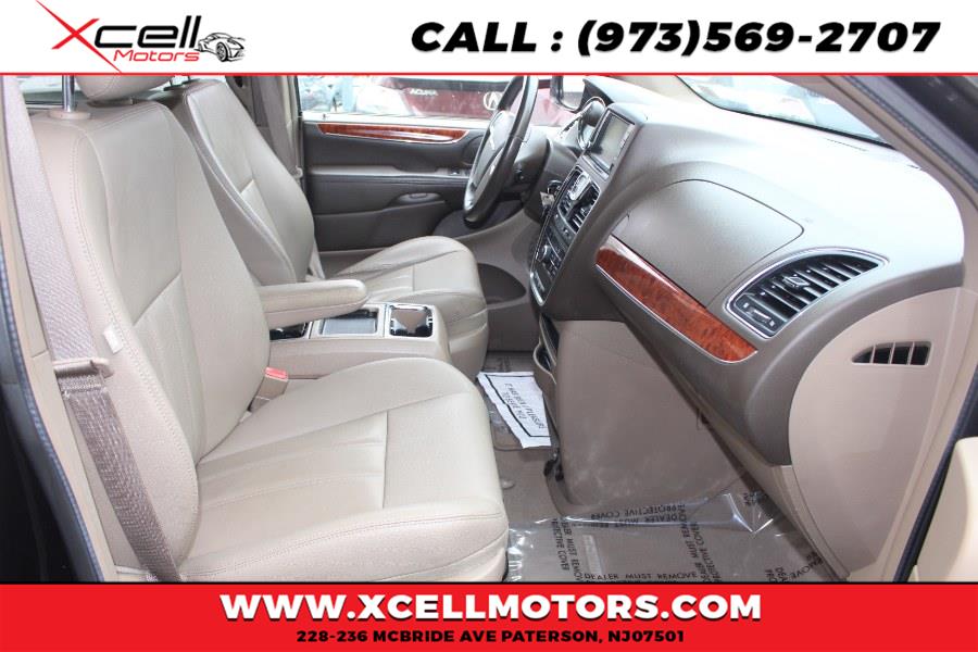 2015 Chrysler Town & Country 4dr Wgn Touring, available for sale in Paterson, New Jersey | Xcell Motors LLC. Paterson, New Jersey 2015 Chrysler Town & Country 4dr Wgn Touring, available for sale in Paterson, New Jersey | Xcell Motors LLC. Paterson, New Jersey