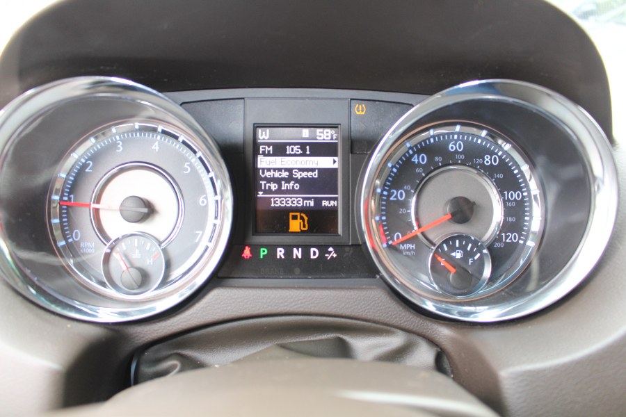 2015 Chrysler Town & Country 4dr Wgn Touring, available for sale in Paterson, New Jersey | Xcell Motors LLC. Paterson, New Jersey 2015 Chrysler Town & Country 4dr Wgn Touring, available for sale in Paterson, New Jersey | Xcell Motors LLC. Paterson, New Jersey