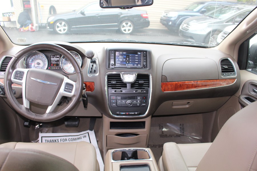 2015 Chrysler Town & Country 4dr Wgn Touring, available for sale in Paterson, New Jersey | Xcell Motors LLC. Paterson, New Jersey 2015 Chrysler Town & Country 4dr Wgn Touring, available for sale in Paterson, New Jersey | Xcell Motors LLC. Paterson, New Jersey
