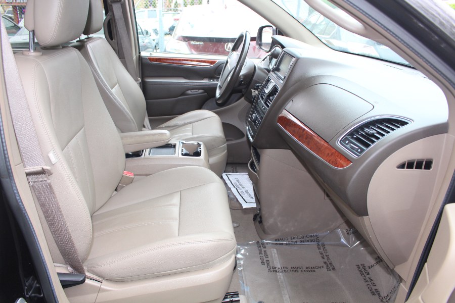 2015 Chrysler Town & Country 4dr Wgn Touring, available for sale in Paterson, New Jersey | Xcell Motors LLC. Paterson, New Jersey 2015 Chrysler Town & Country 4dr Wgn Touring, available for sale in Paterson, New Jersey | Xcell Motors LLC. Paterson, New Jersey